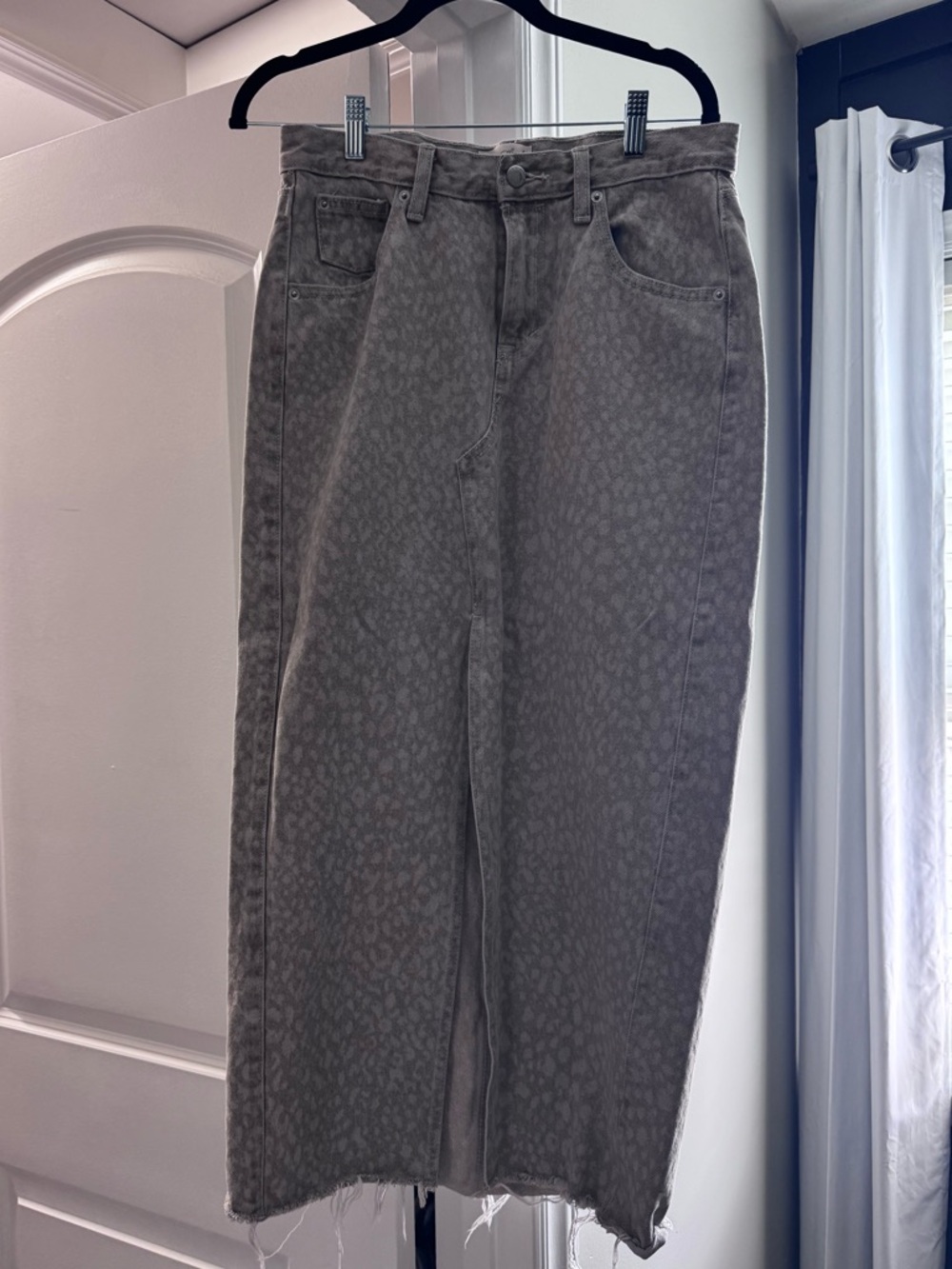 Universal Thread Leopard-Print Maxi Skirt